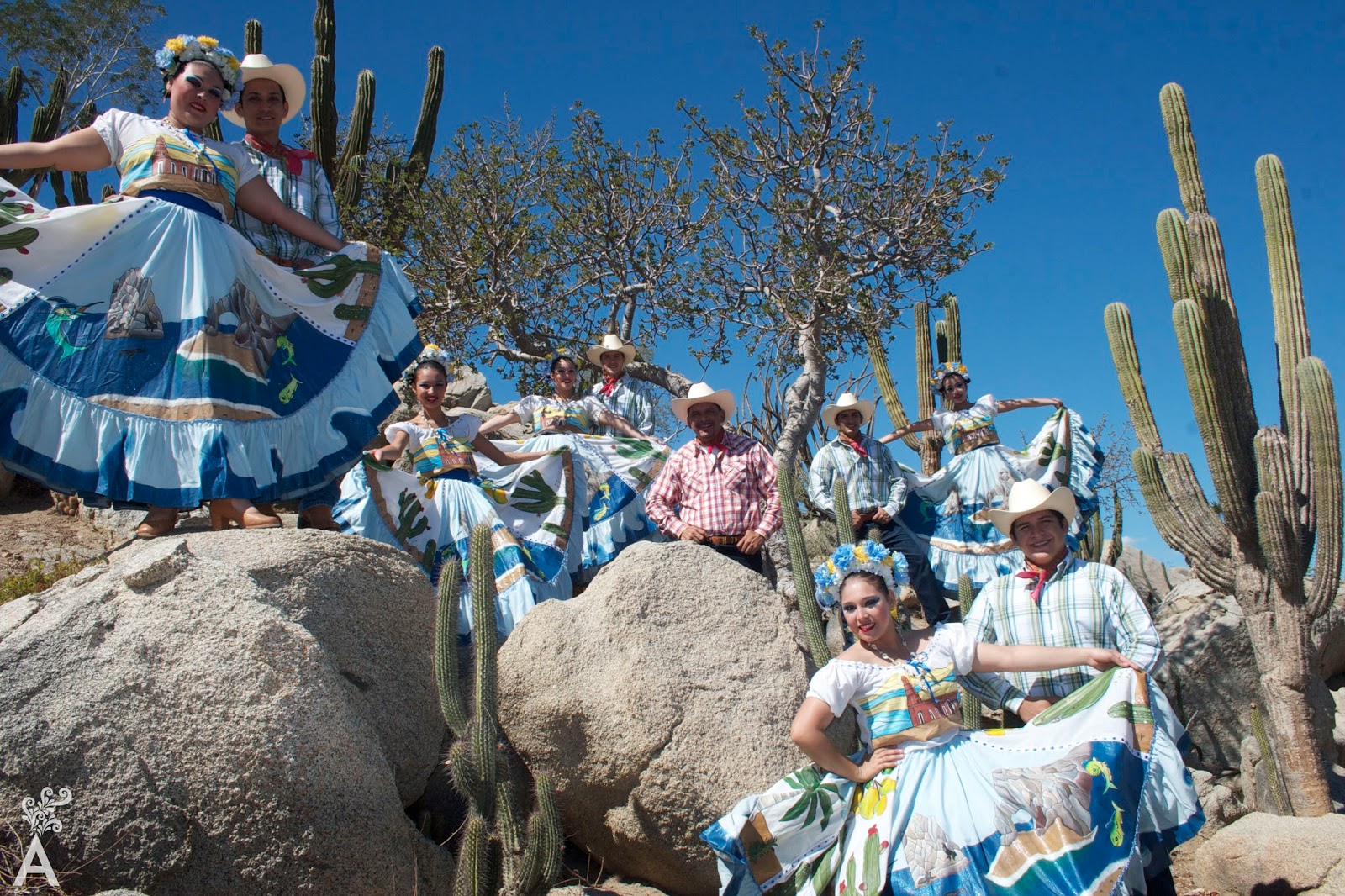 Baja California Sur Folklore/Folclor Sur Californiano Tendencia el Arte de Viajar Baja California Sur Folklore/Folclor Sur Californiano Tendencia el Arte de Viajar