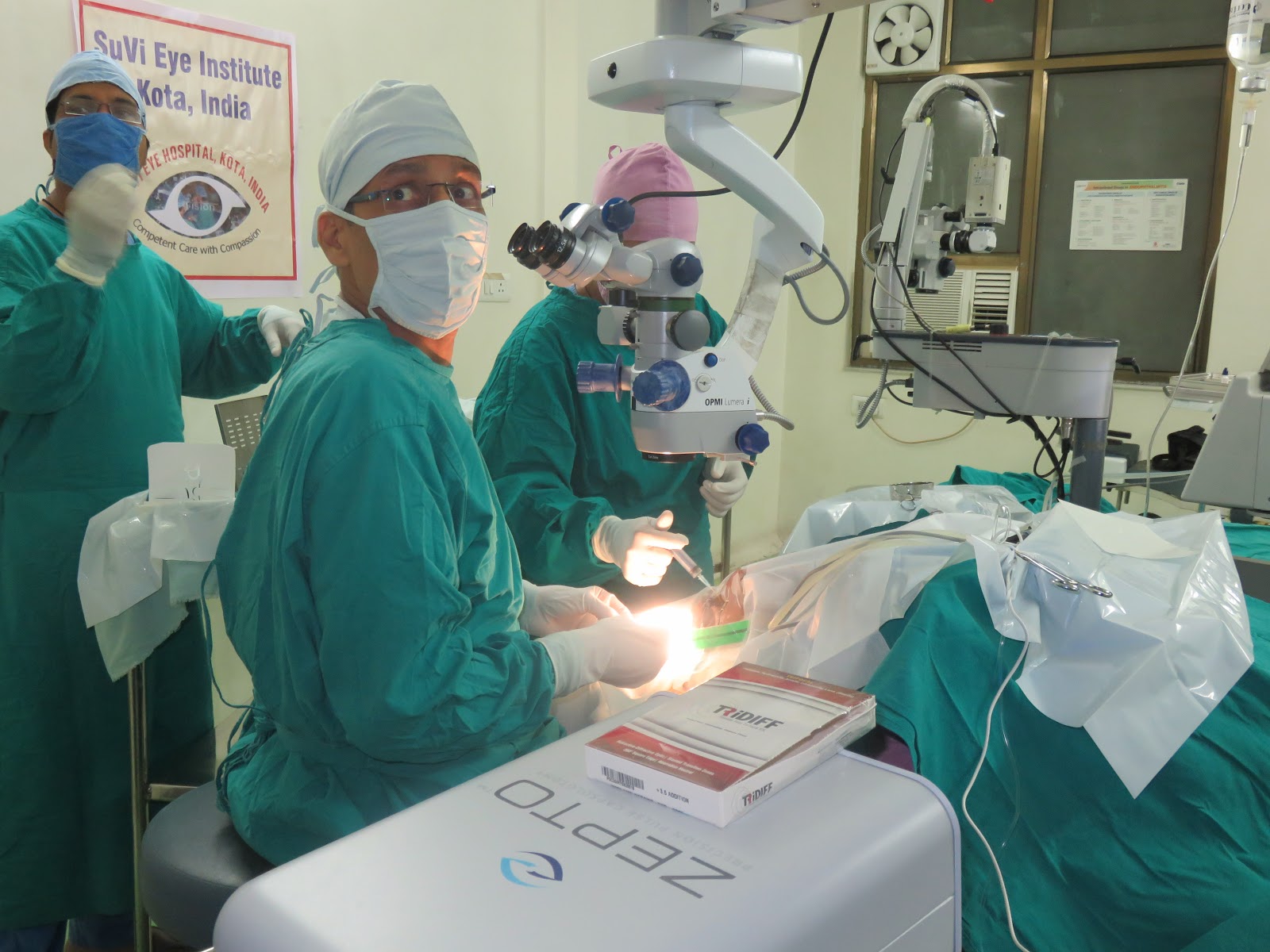 Zepto Cataract Surgery and TRiDIFF Trifocal IOL in intumescent Cataract