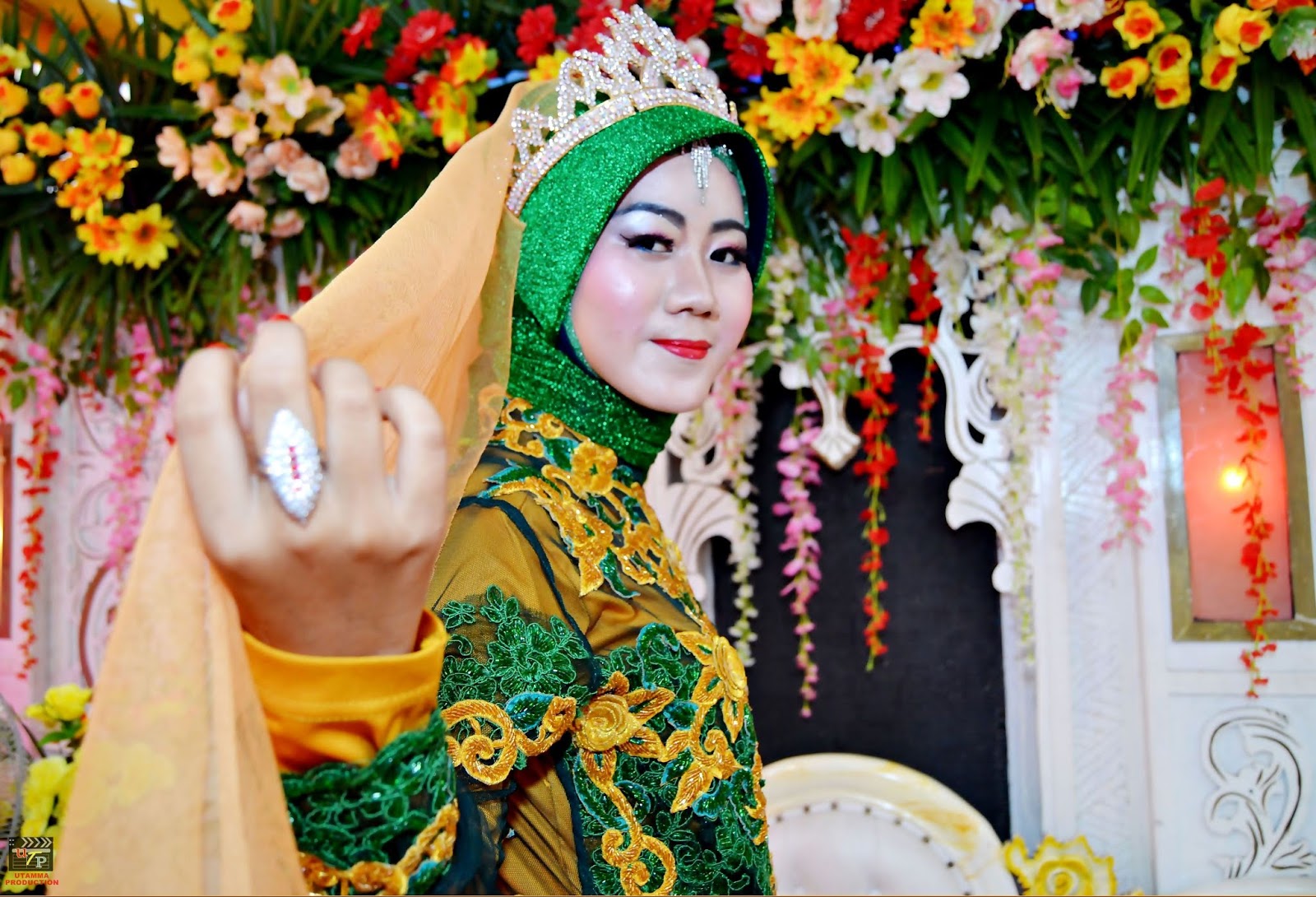 Suit Pengantin Wanita