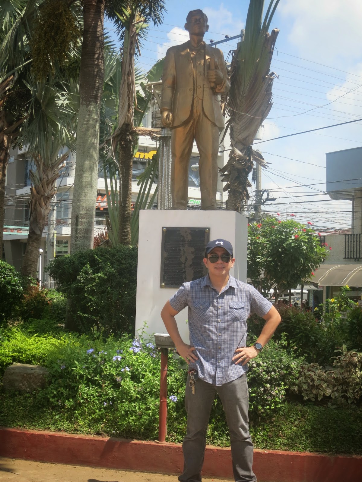 RIZAL IN LIPA CITY, BATANGAS DR. JOSE RIZAL MONUMENTS