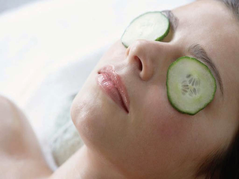 Make Use of Cucumber 5 Ways to Get Rid of Dark Circles Naturally