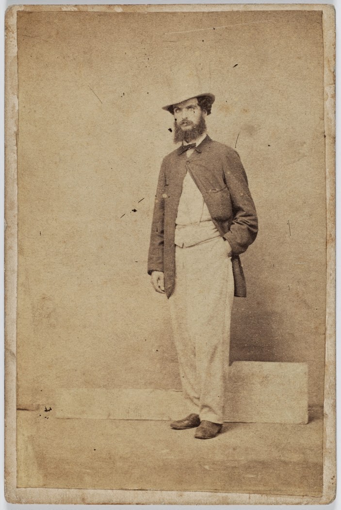 These hilarious 19th century photos illustrate different levels of drunkenness  1860s - 23