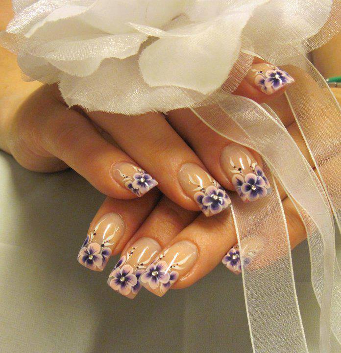 Nails Art For Ladies... trends4everyone