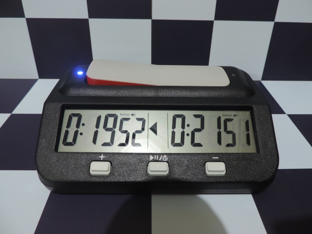 Jam Catur dan Timer Catur Digital Standar Turnamen Percasi JUAL