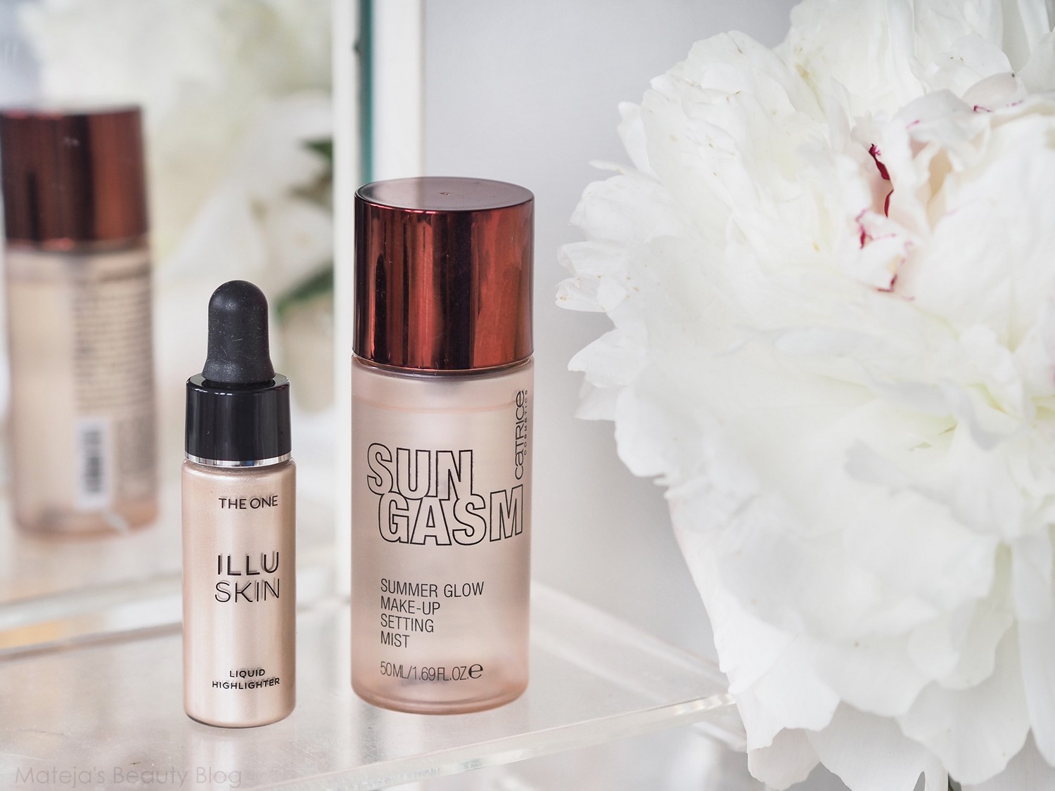 the one illuskin liquid highlighter