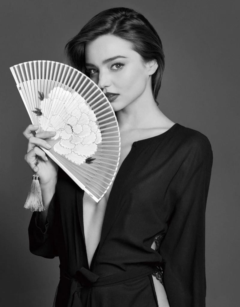 Miranda Kerr goes glamorous for Trends Health July 2015 magazine