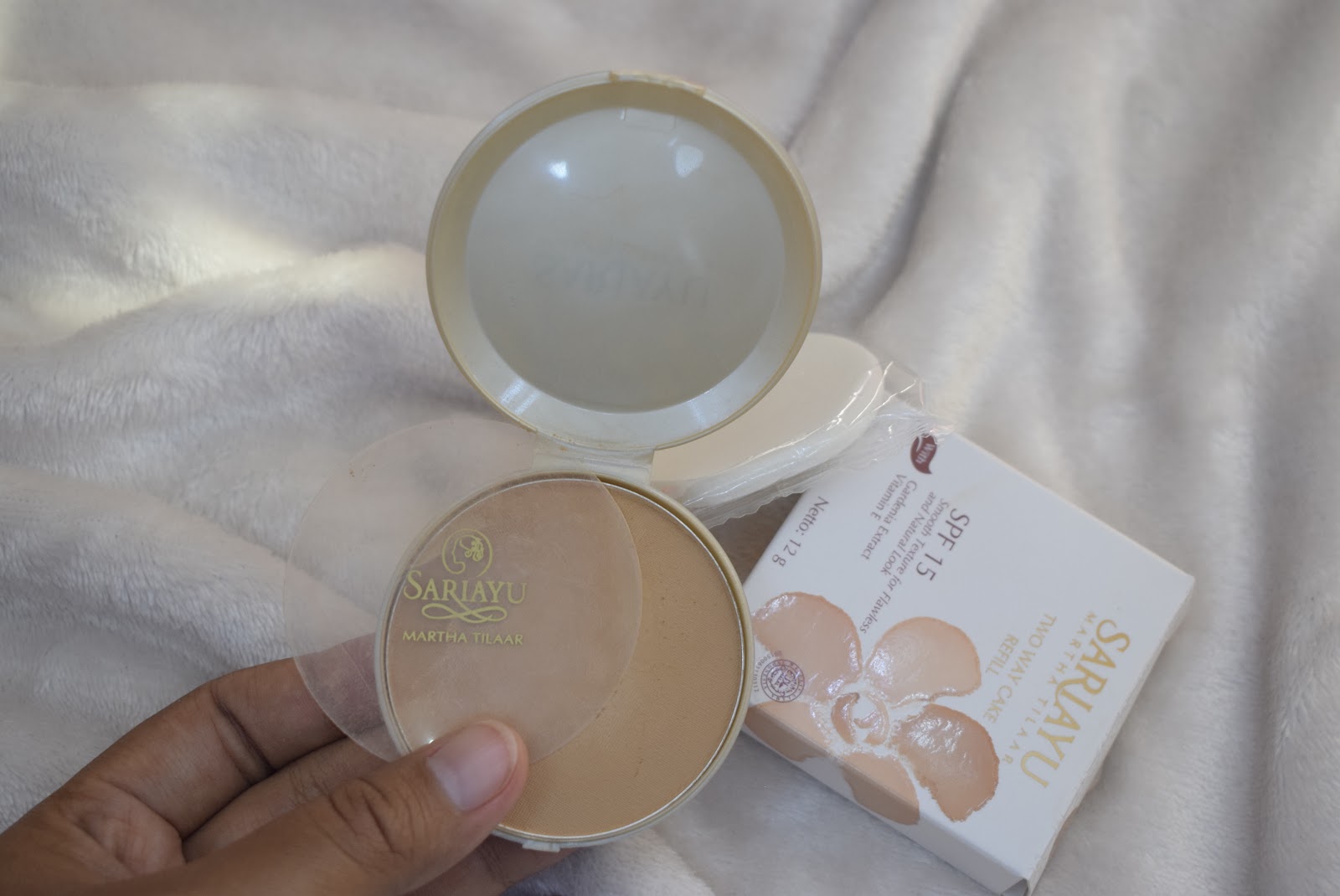 Sariayu Two Way Cake 01 Light Membeli Jualan Online Bedak Dengan Harga Murah Lazada Indonesia