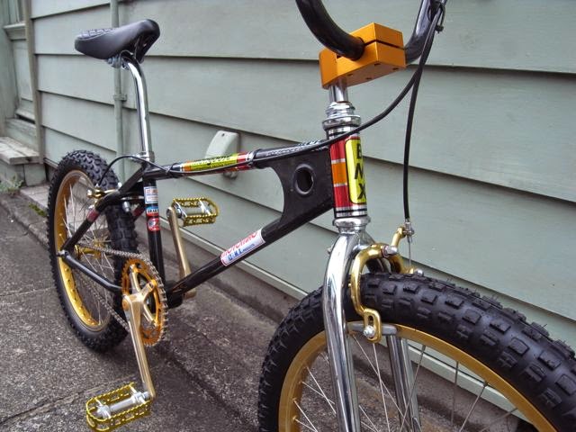 SCREAMIN' WEEKLY: 1978 mongoose motomag x GOLD parts ★ It's complete