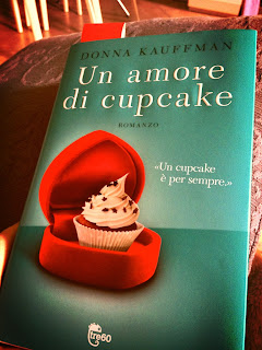 friands al cioccolato e lamponi leggendo un amore di cupcakes