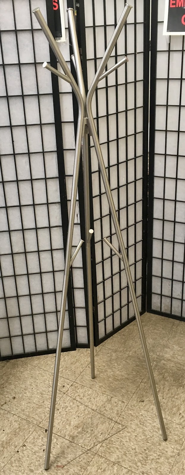 Uhuru Furniture & Collectibles Metal Coat Tree SOLD