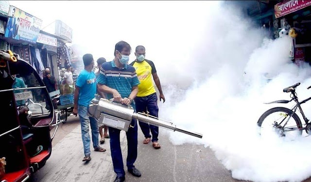 গাইবান্ধায়  স্প্রে কার্যক্রমের উদ্বোধন করেন মেয়র