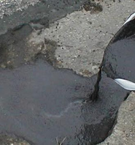 4Seasons Pourable Pothole Filler