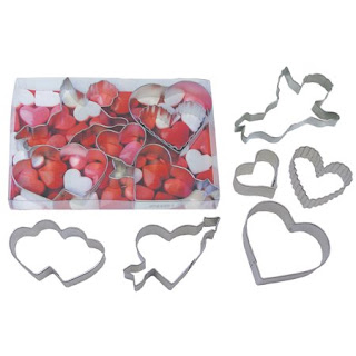 https://www.walmart.com/ip/Valentine-s-Day-Hearts-and-Cupid-6-Piece-Cookie-Cutter-Set-1964-National-Cake-Supply/292938823