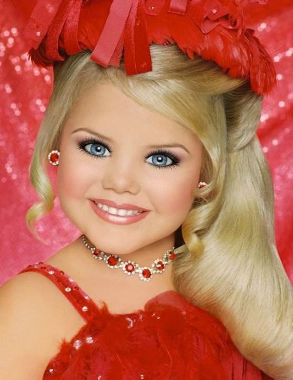 HOLLYWOOD SUE CAMERON TODDLERS AND TIARAS STARTS ITS NEW SEASON ANY