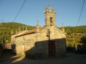 Igreja Paroquial de Carrazedo