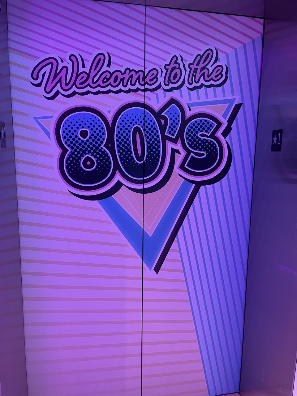 Replay At Pose PopUp Bar At The Gaylord Hotel (Video)