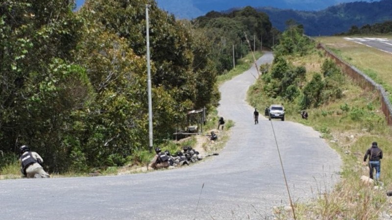 Tim Gabungan TNI-Polri Baku Tembak dengan Kelompok Kriminal Bersenjata di Papua