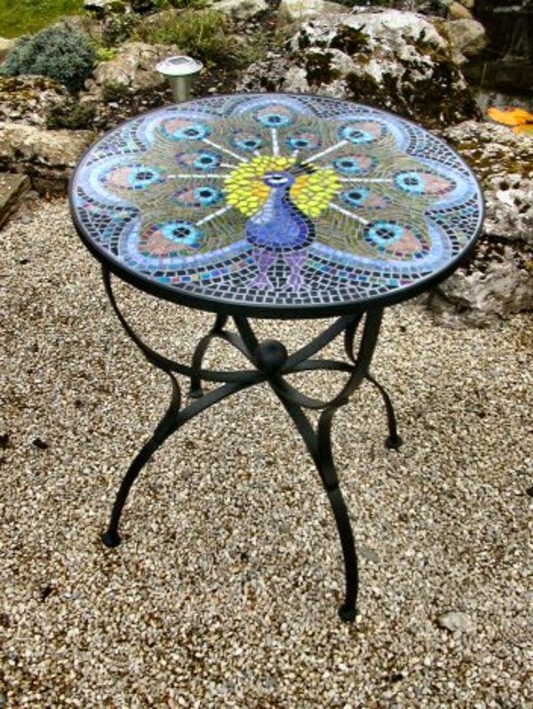Garden table from Mosaic – 30 super models!