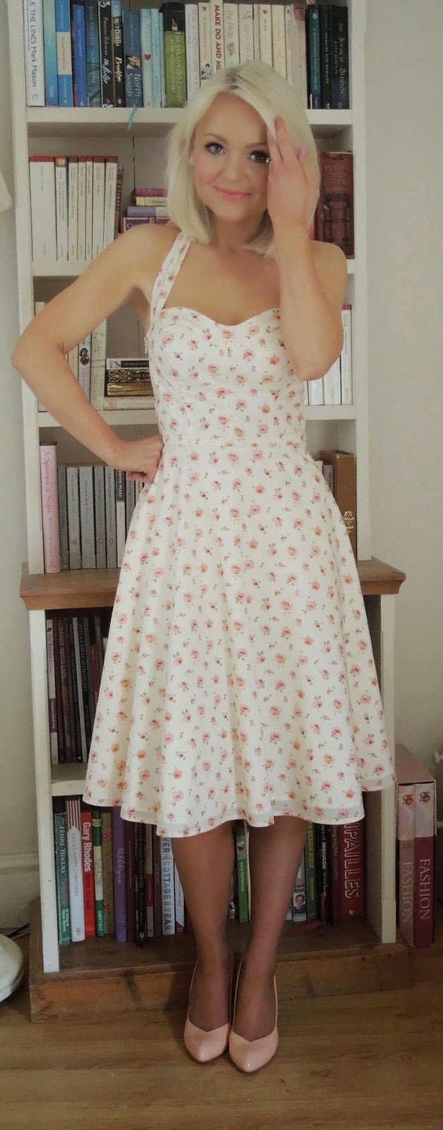 Patrón gratis: vestido de fiesta estilo "retro" 1950 | contra crisis yo | Bloglovin'