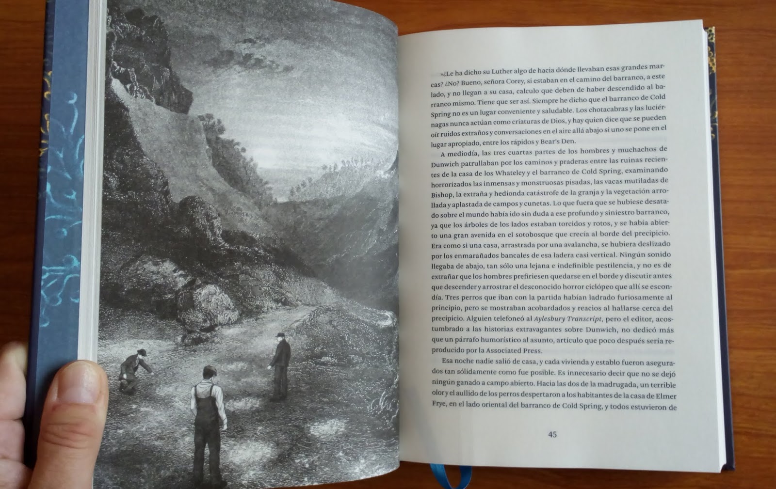 Fotoresena El Horror De Dunwich Y Otros Relatos De H P Lovecraft El Caballero Del Arbol Sonriente