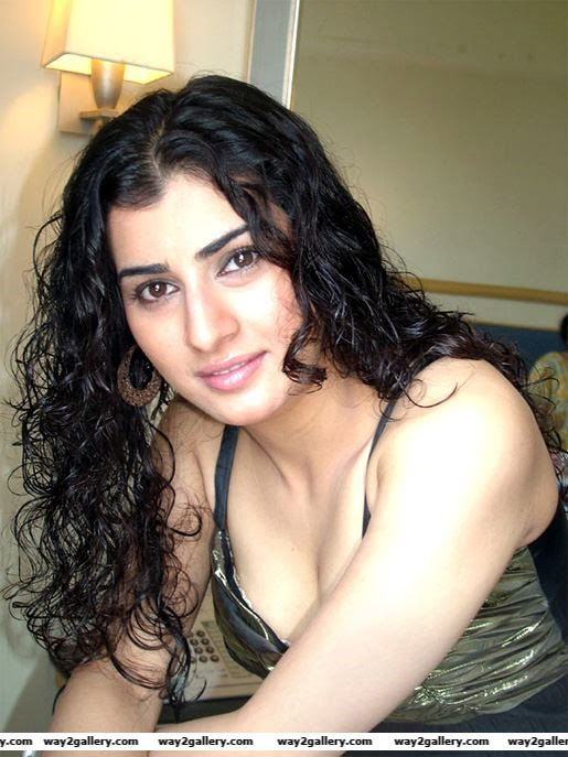 archana new  hot and spicy pictures 