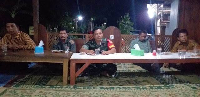 Perekat Silahturahmi Babinsa Plumbungan Halal Bihalal Dengan Warga Binaannya Perekat Silahturahmi Babinsa Plumbungan Halal Bihalal Dengan Warga Binaannya