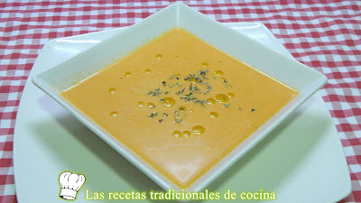 Receta fácil de sopa fría de verduras un plato muy saludable y tradicional