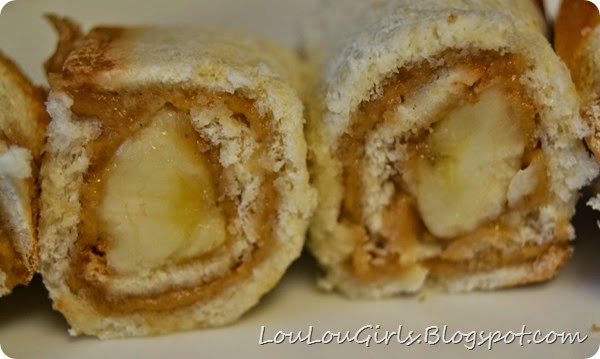 http://loulougirls.blogspot.com/2013/09/peanut-butter-and-jelly-sushi-rolls.html