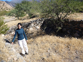 Caminando entre nubes: Ruinas de Fuerte Quemado y Cerro Pintado.
