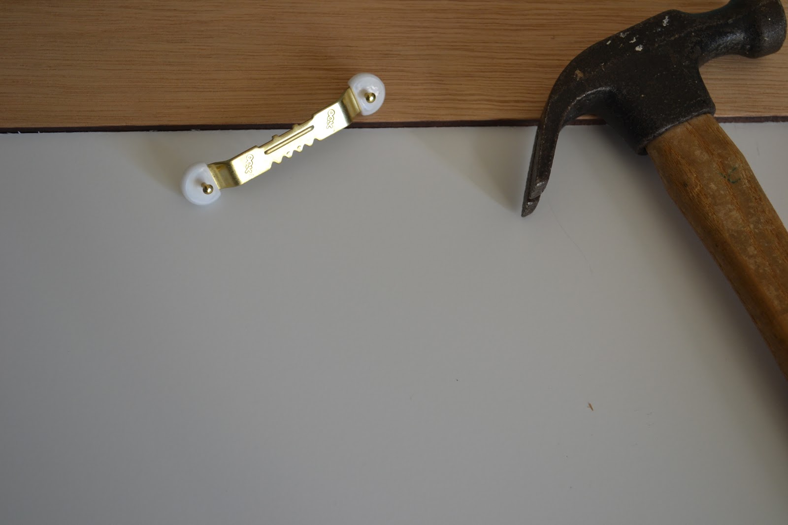 Southern Accents How To Frame in an Open Back Frame