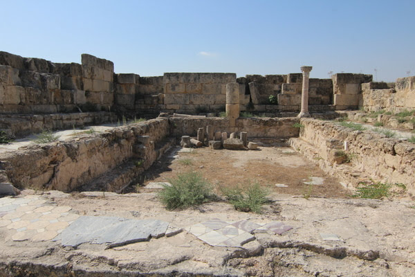 El Diwan Chipre (Norte) Salamina y el Monasterio de San Bernabé