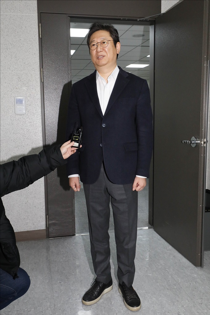 이 이미지는 대체 속성이 비어있습니다. 그 파일 이름은 origin_%25EB%25AC%25B8%25ED%2599%2594%25EC%25B2%25B4%25EC%259C%25A1%25EA%25B4%2580%25EA%25B4%2591%25EB%25B6%2580%25EC%259E%25A5%25EA%25B4%2580%25EB%2582%25B4%25EC%25A0%2595%25EB%2590%259C%25ED%2599%25A9%25ED%259D%25AC%25EC%259D%2598%25EC%259B%2590.jpg입니다