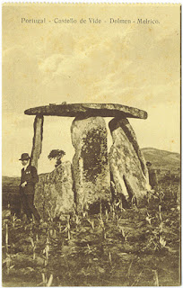 OLD PHOTOS / Menir da Melriça, Castelo de Vide, Portugal