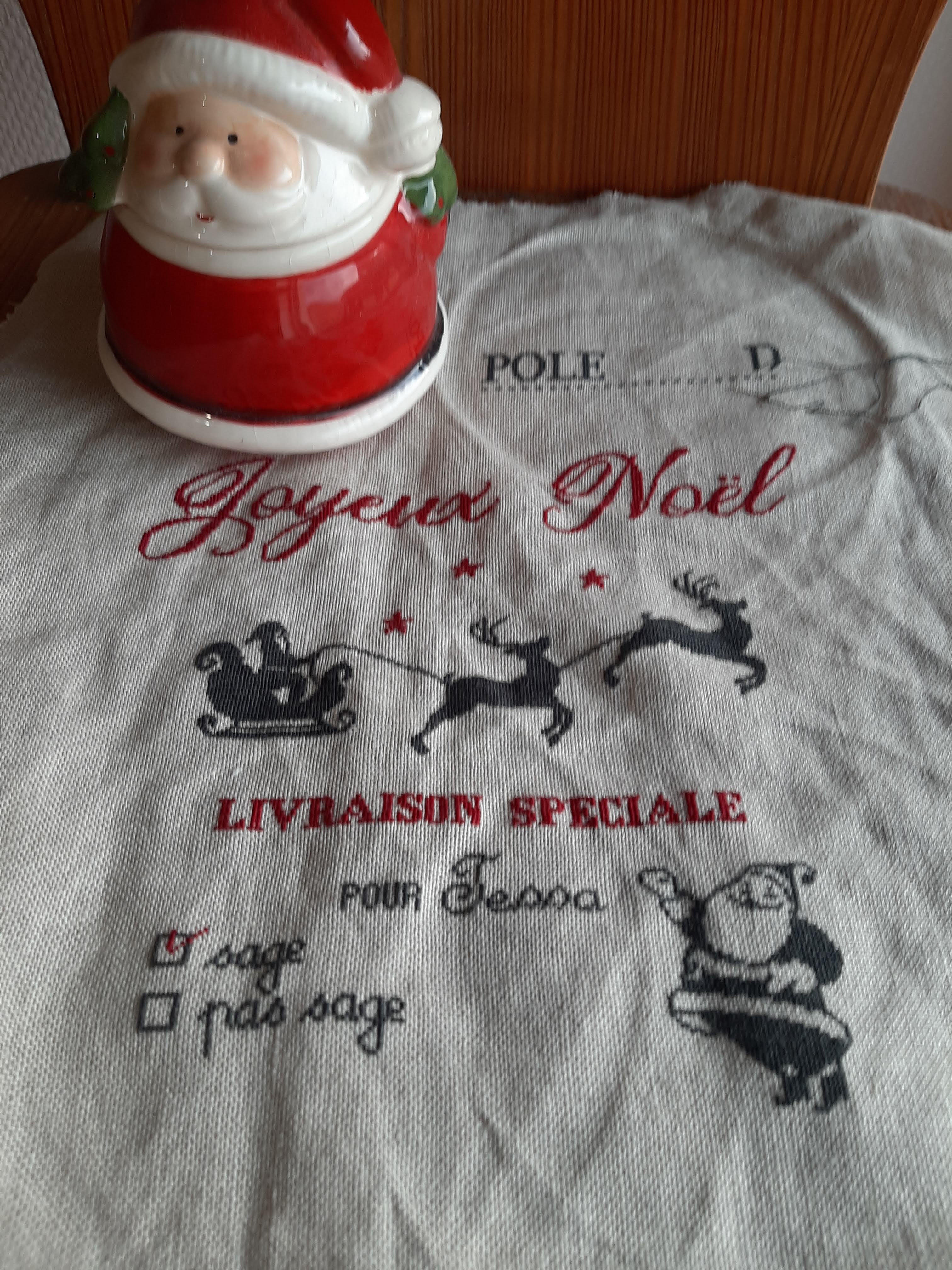 Dans ma malle: La hotte du père Noël