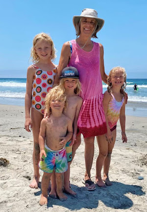 Susan Fimbres Little with 4  grandkids
