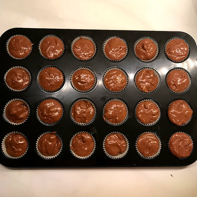 Pâtisserie Nadine: Schoko-Minimuffins zur Hochzeit