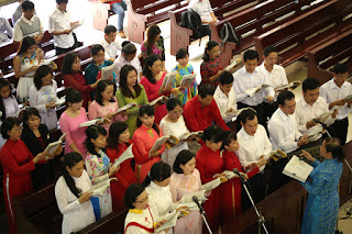 Lễ Bổn Mạng Ca Đoàn Chúa Thánh Linh Lễ Bổn Mạng Ca Đoàn Chúa Thánh Linh