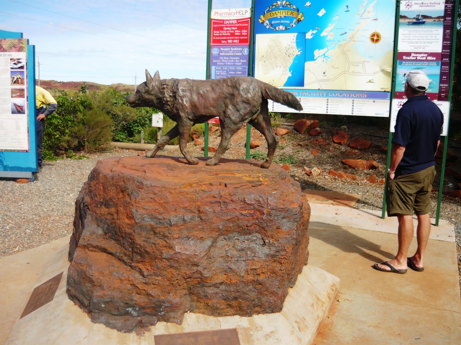 Postie and Sue Dampier _ Red Dog