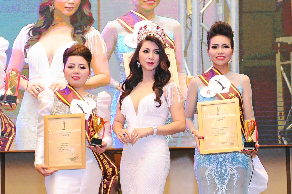  Miss, Mrs & Mr Malaysia Chinatown World Beauty Pageant 2019 rực rỡ sắc màu đêm chung kết tại Malaysia