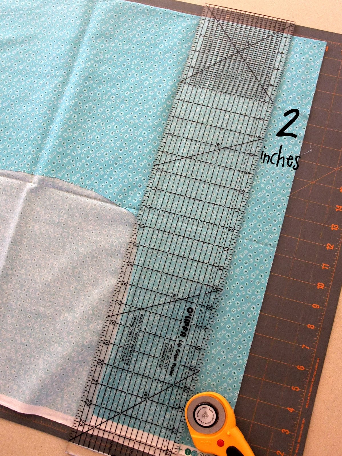 Just Another Hang Up Ruffled Burp Cloth Pattern & Tutorial