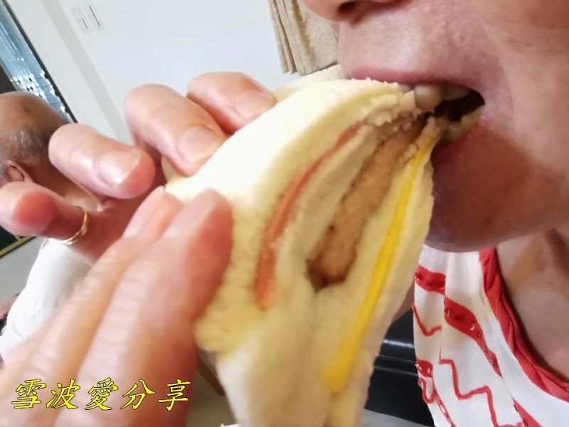 [基隆美食] 這個真的是古早味素食三明治嗎?