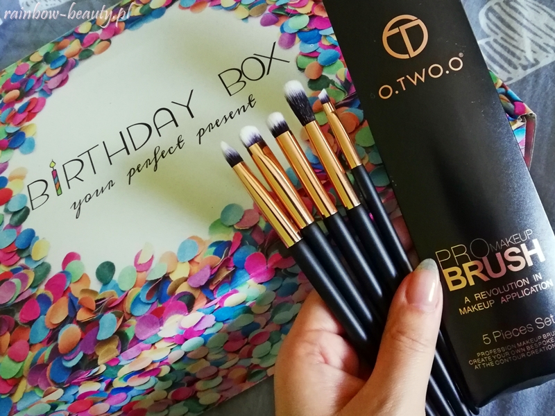 birthday-box-prezent-urodzinowy-opinie-zawartosc-co-w-srodku-premium