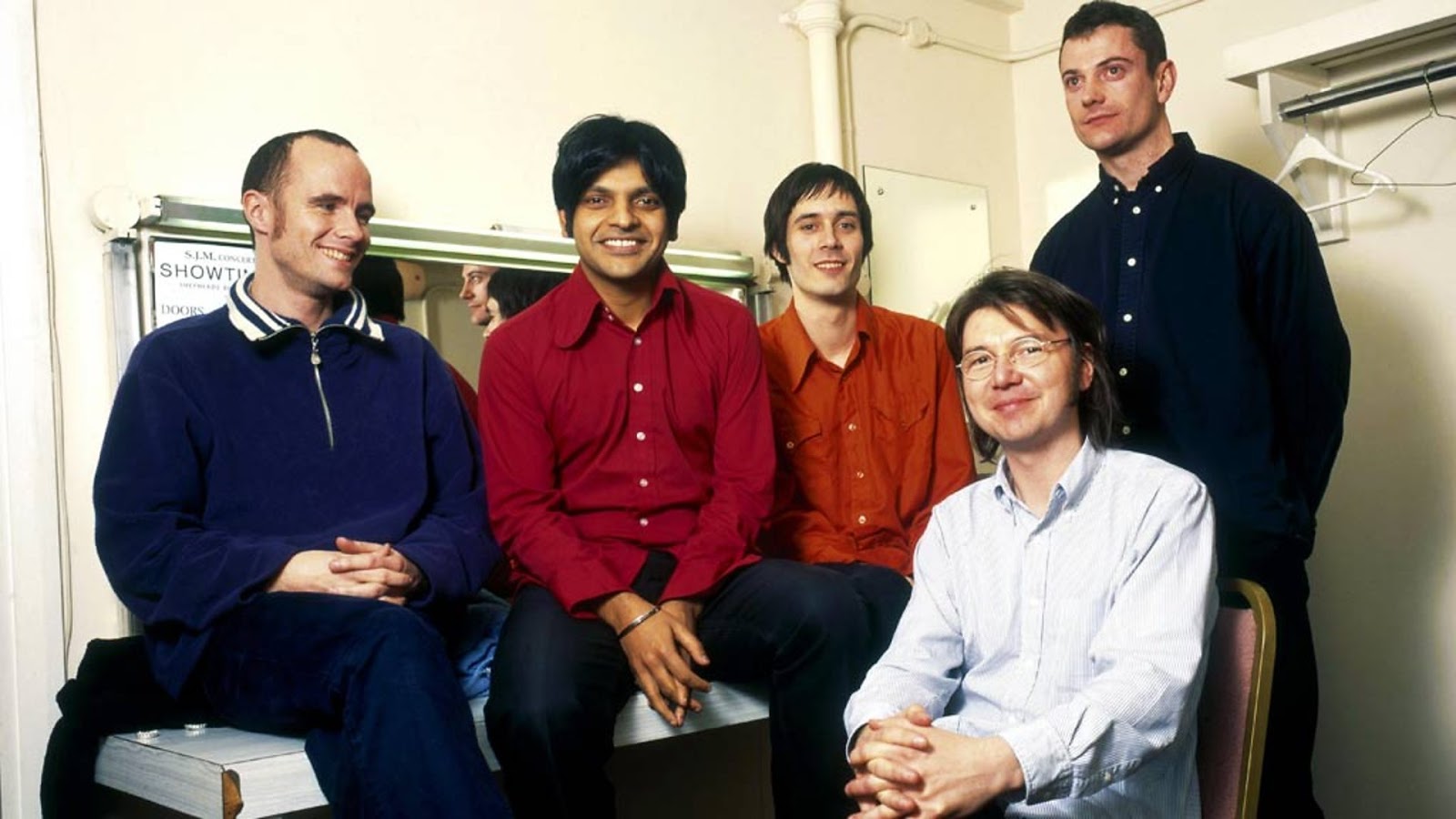 Cornershop brimful of asha. Cornershop обложка. группа cornershop сейчас. 7th time. Clan of xymox вокалист.