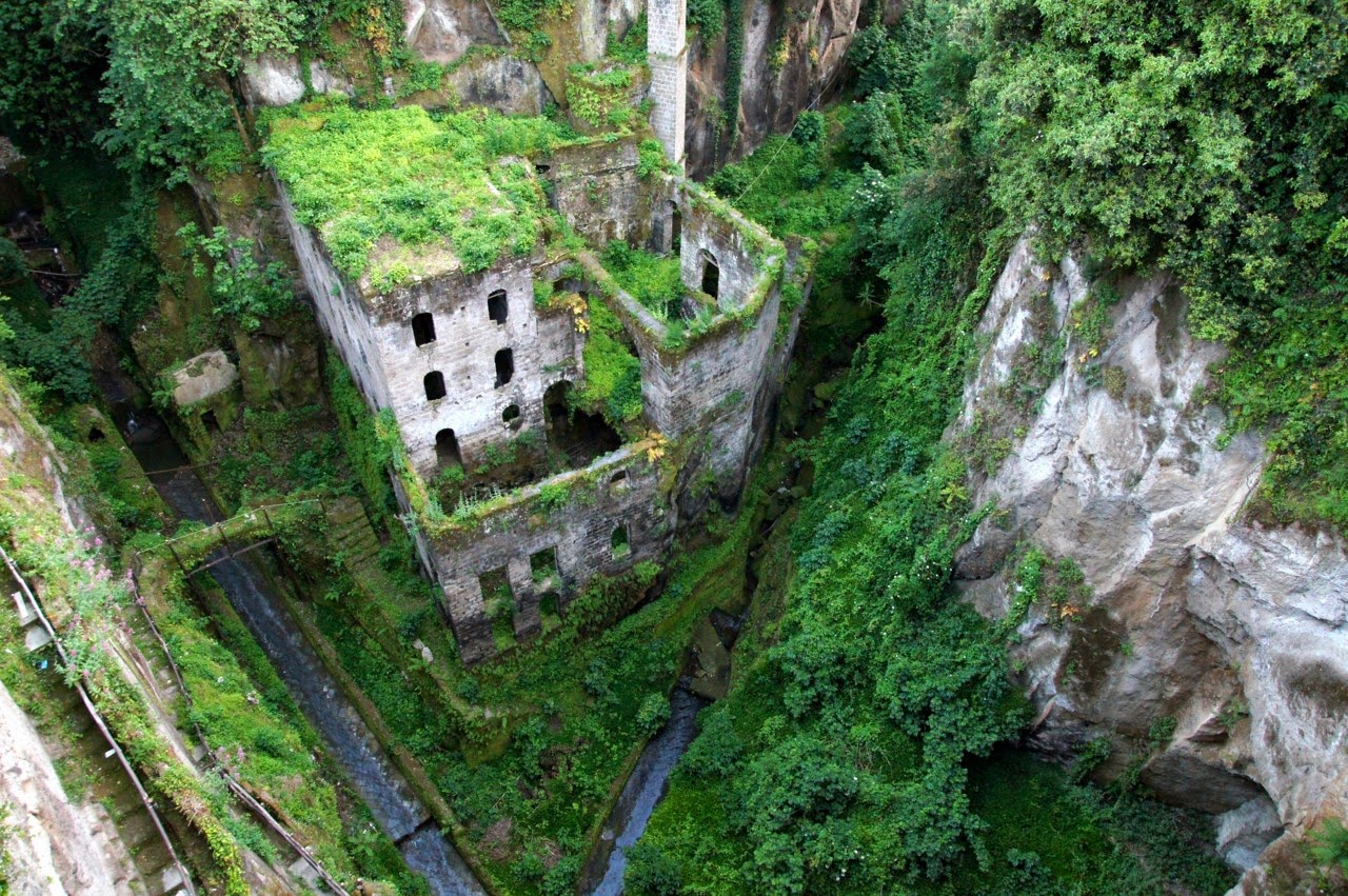 To Travel Is To Live Well 10 Most Amazing Abandoned