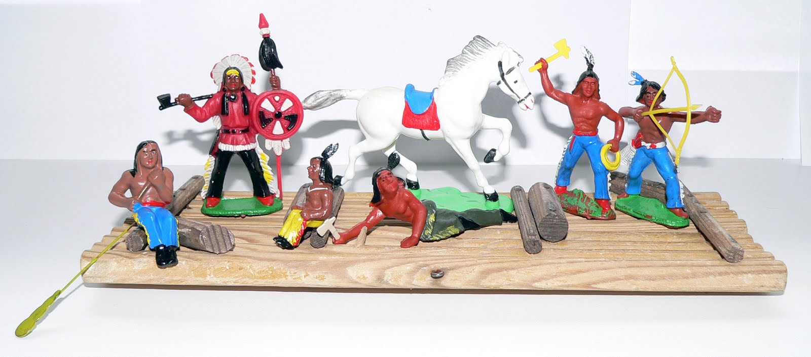 гойко митич индеец. солдатики индейцы гдр. про индейцев гдр. индейцы схватка гдр. гойко митич сыновья большой медведицы.