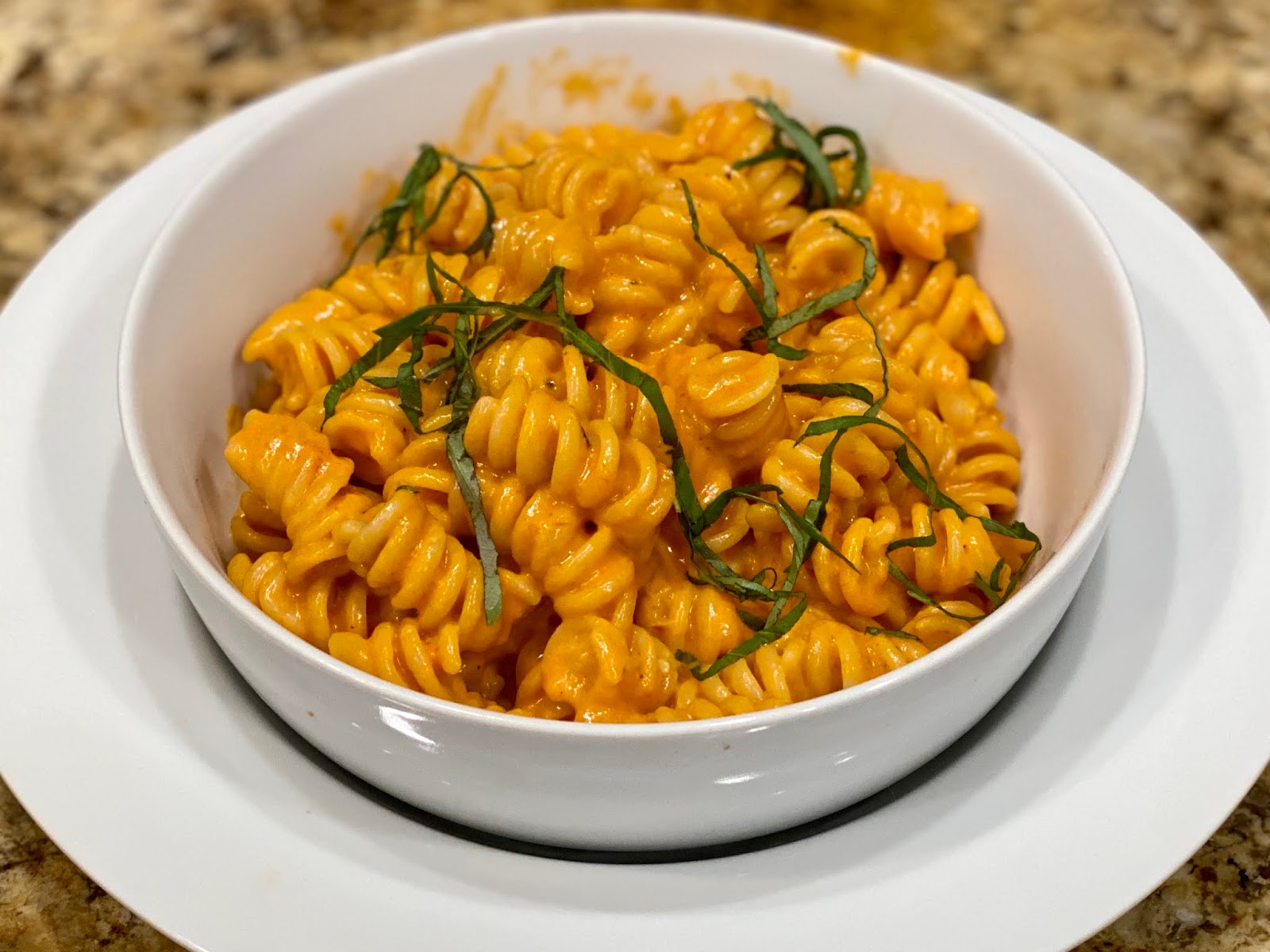 GREAT EATS HAWAII FUSILLI ALLA VODKA WITH BASIL AND PARMESAN
