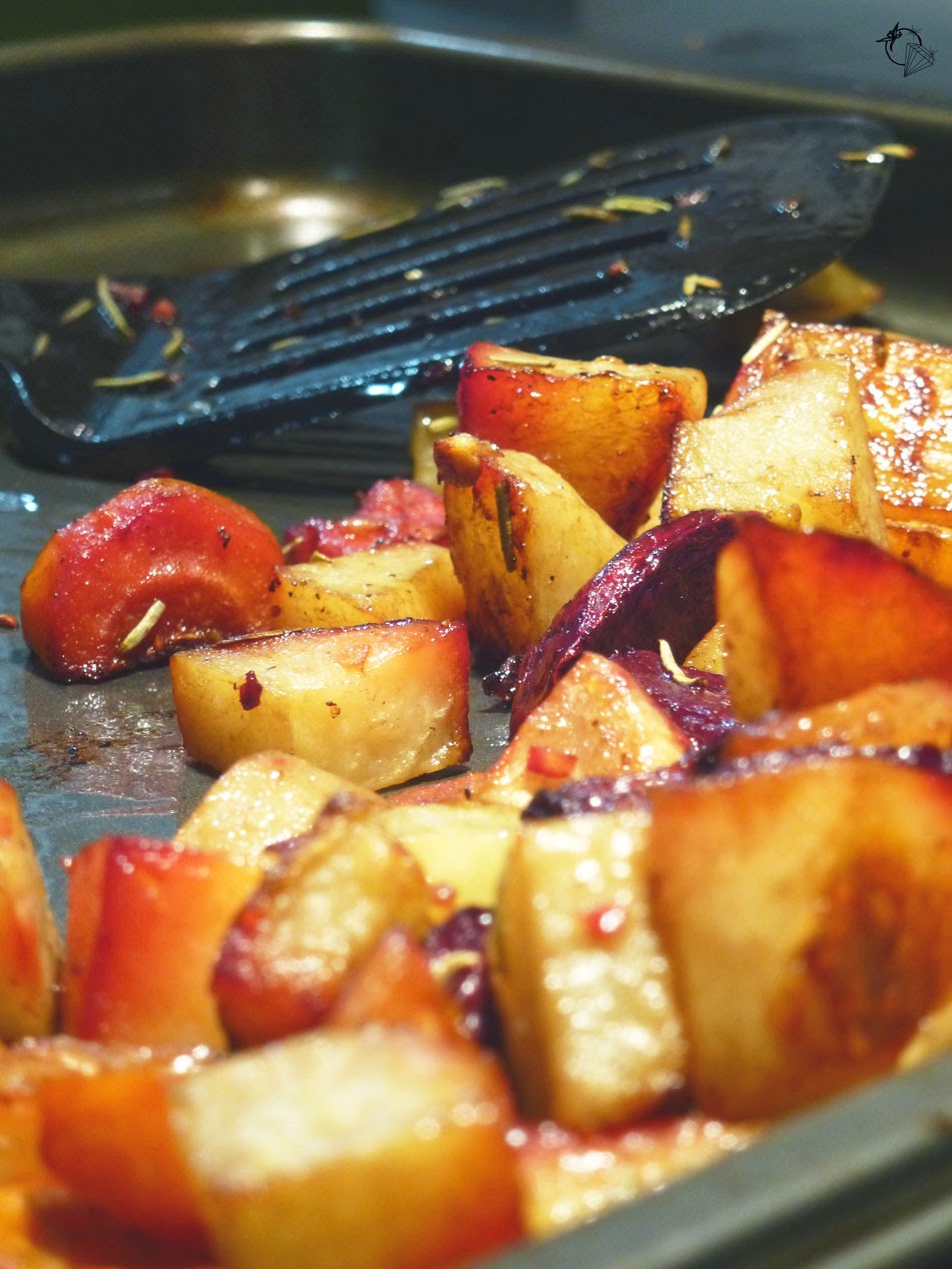 Tomates cerises et Diamants: Légumes racines grillés au four