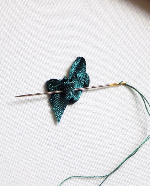 Hướng dẫn thêu ruy băng cơ bản - Hình 10