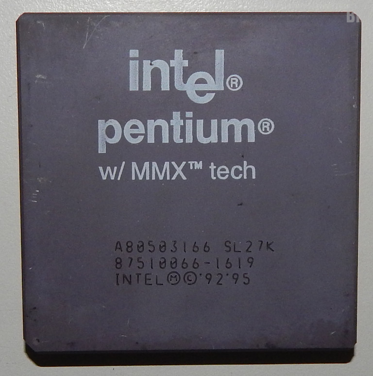 Resultado de imagem para processadores intel encapsulamentos antigos