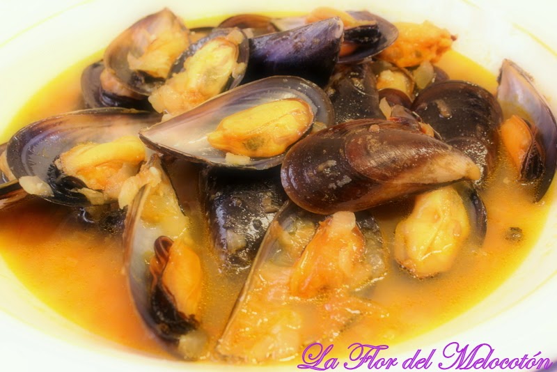 Mejillones a la marinera